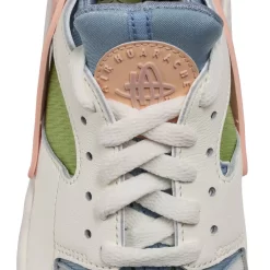 Nike Air Huarache Femmes Sneakers DQ0117-100 6 Nike Air Huarache Femmes Sneakers DQ0117-100 -Magasin De Sélection De Chaussures De Mode DQ0117 100 3 1280x1280