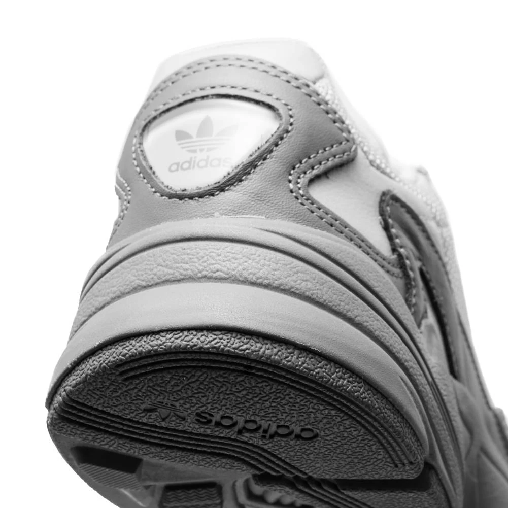 Adidas Originals Falcon Femmes Sneakers EE5115 3 Adidas Originals Falcon Femmes Sneakers EE5115 – Image 3