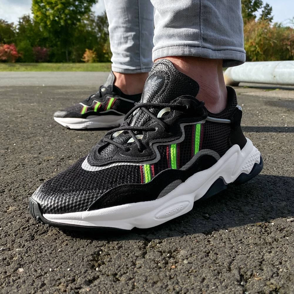 Adidas Originals OZWEEGO Sneakers EE7002 2 Adidas Originals OZWEEGO Sneakers EE7002 – Image 2