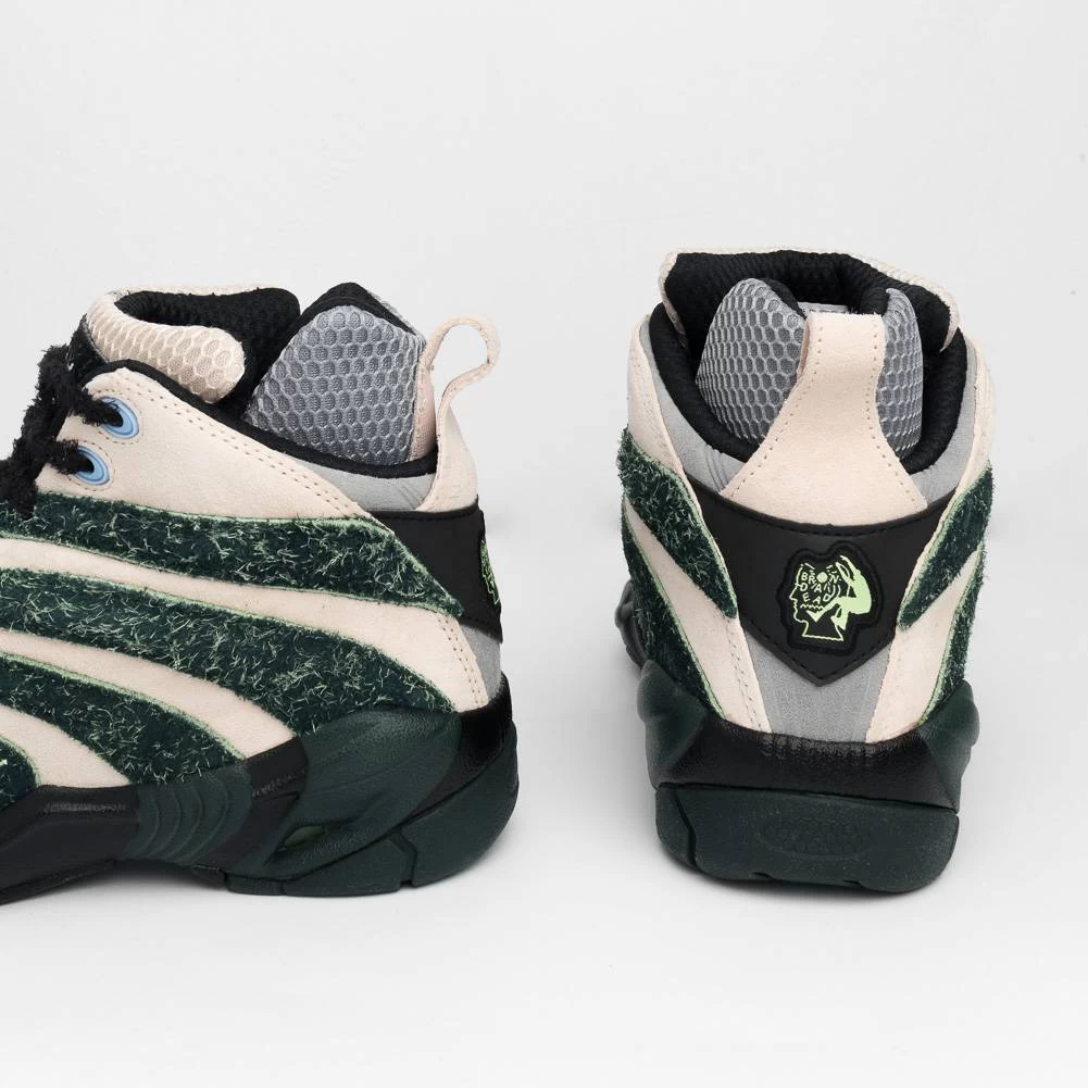 Reebok X Brain Dead Shaqnosis Chaussures GX9600 2 Reebok X Brain Dead Shaqnosis Chaussures GX9600 – Image 2