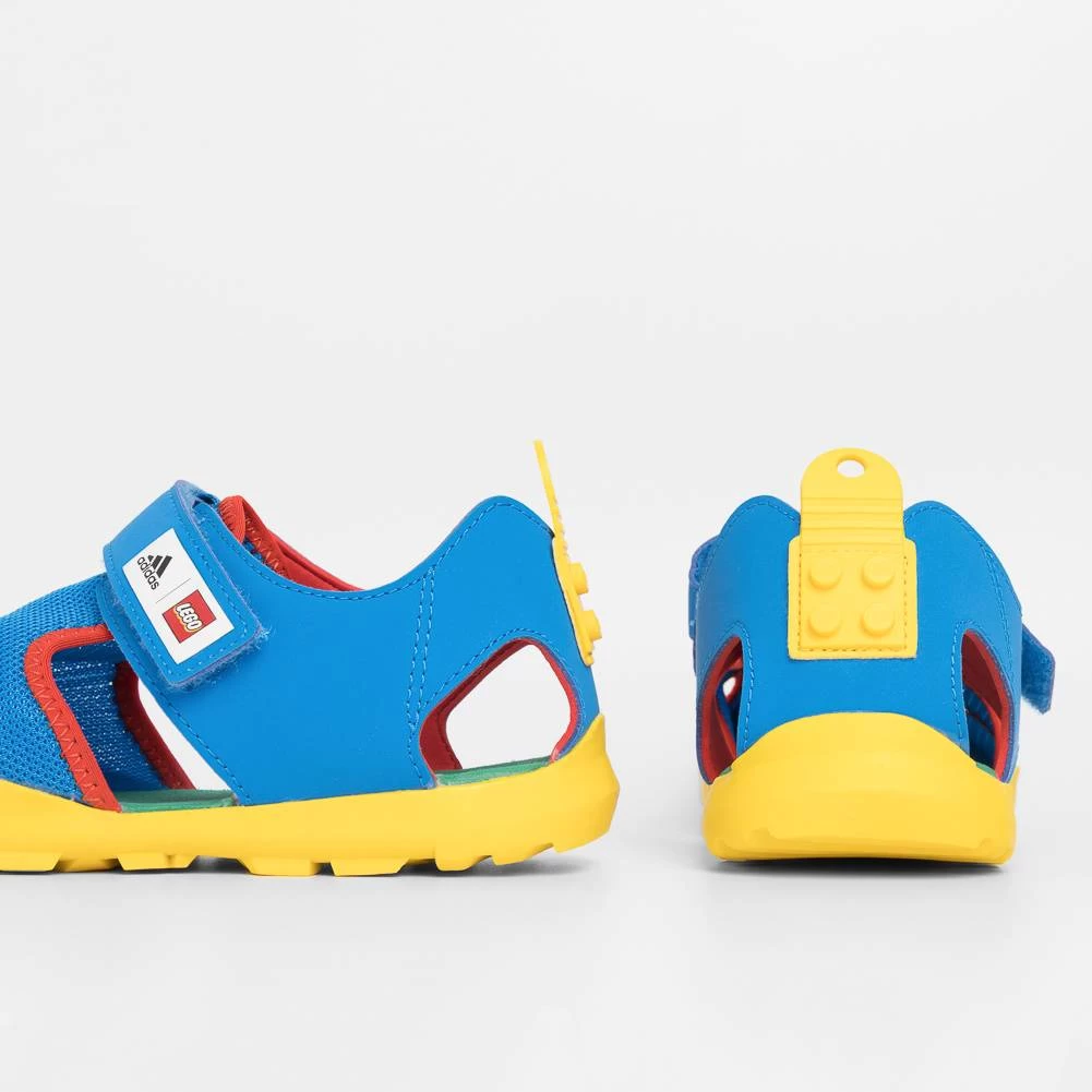 Adidas X LEGO® Captain Toey Enfants Sandales H67468 2 Adidas X LEGO® Captain Toey Enfants Sandales H67468 – Image 2